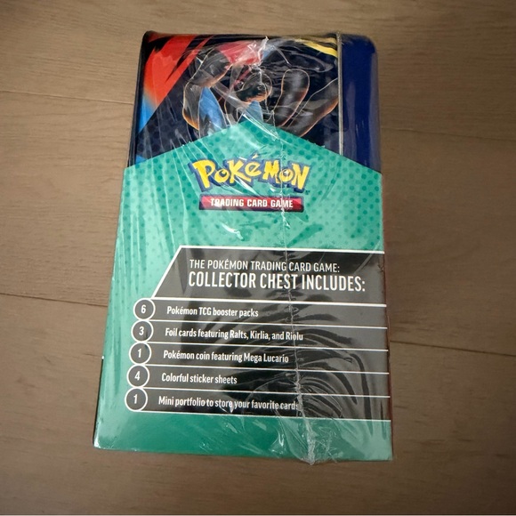 POKEMON TCG Fall 2025 Collector Chest POKEMON TCG Fall 2025 Collector Chest